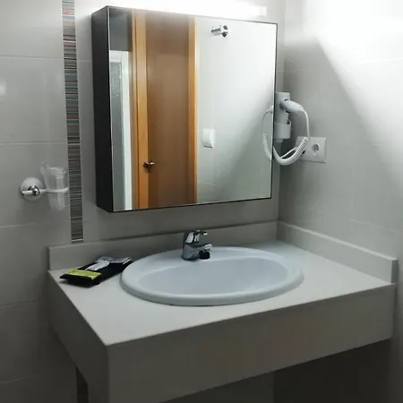 Hotel Rural Casa Ramiro Cedrillas